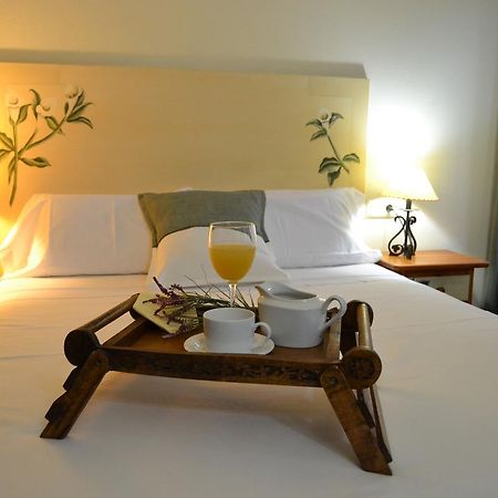Hostal Toribio غالاروثا المظهر الخارجي الصورة