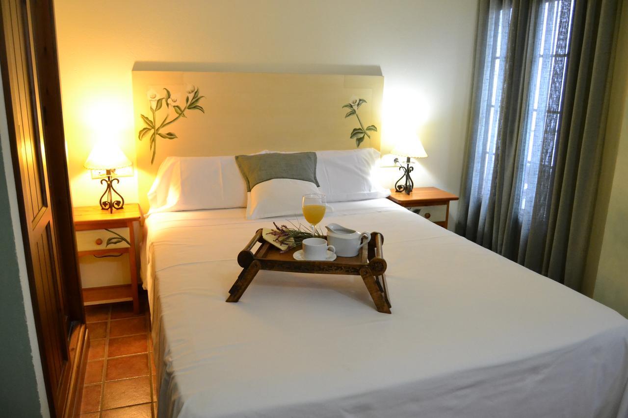 Hostal Toribio غالاروثا المظهر الخارجي الصورة