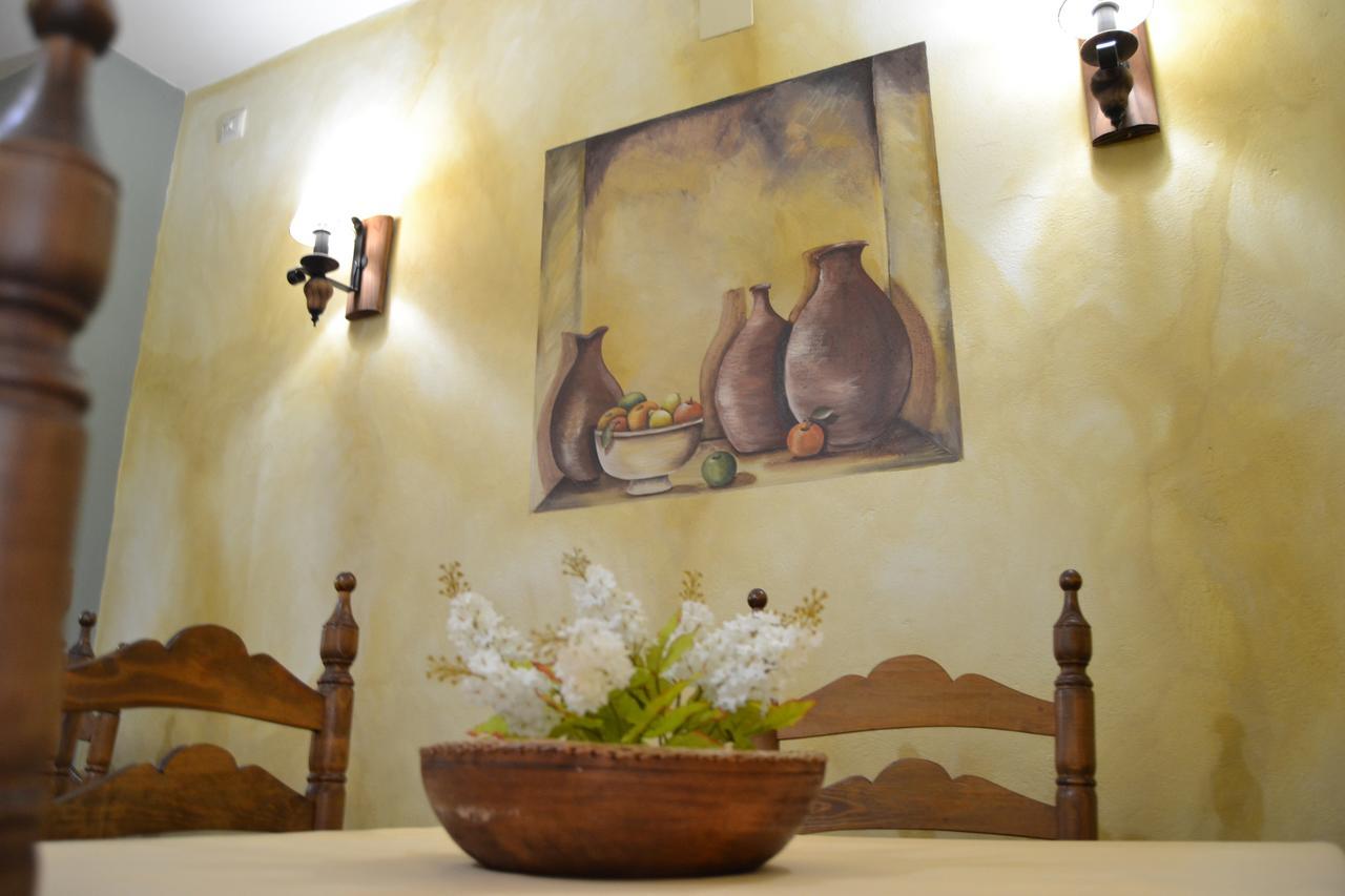 Hostal Toribio غالاروثا المظهر الخارجي الصورة